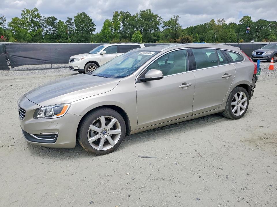 2016 Volvo V60 — фото 1