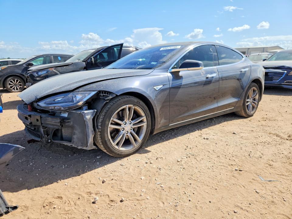 2014 Tesla Model S — фото 1