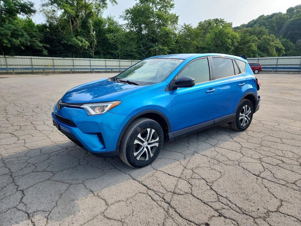 2017 Toyota Rav4 — фото 1