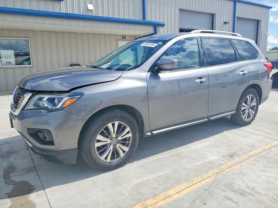 2019 Nissan Pathfinder — фото 1