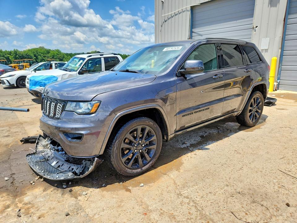 2021 Jeep Grand Cherokee — фото 1