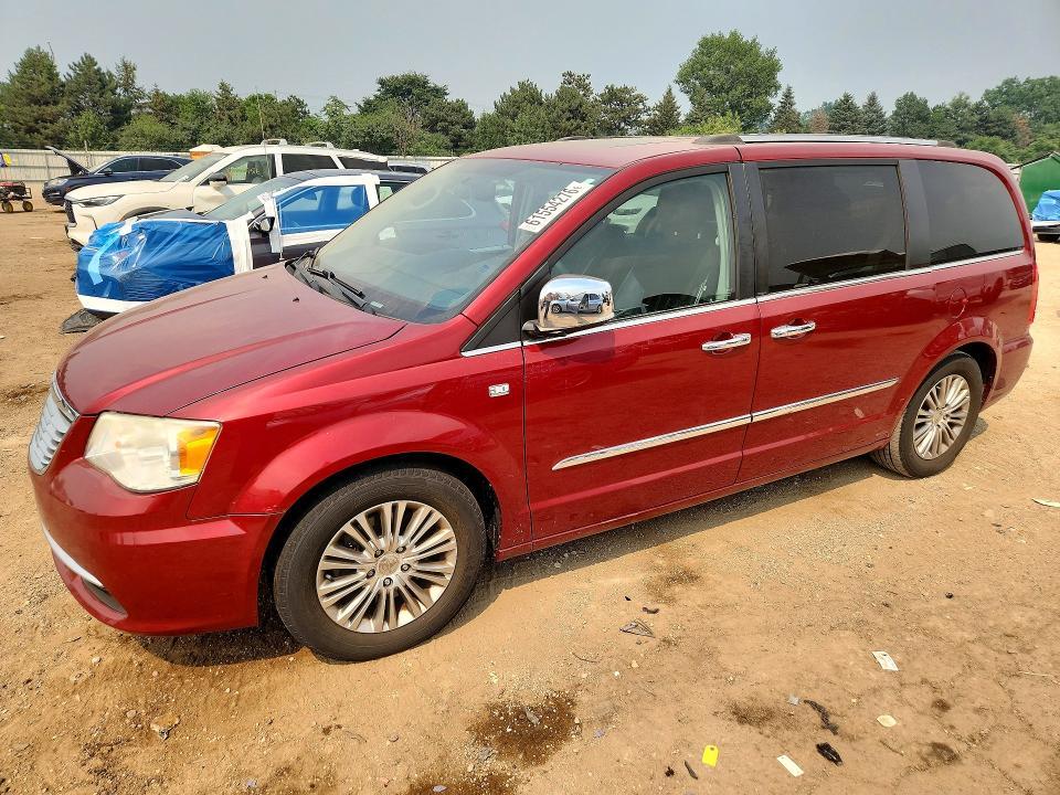 2014 Chrysler Town Country — фото 1