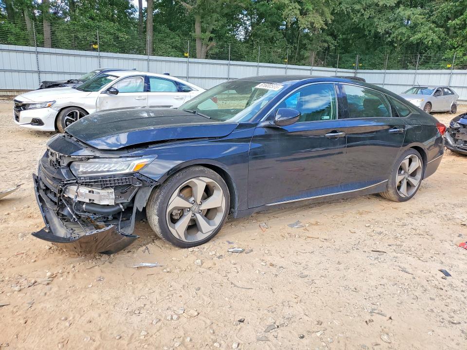 2019 Honda Accord — фото 1