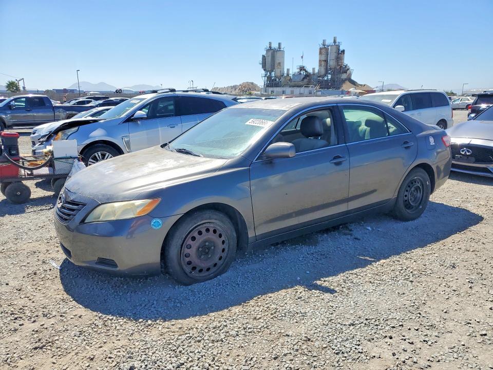 2009 Toyota Camry — фото 1