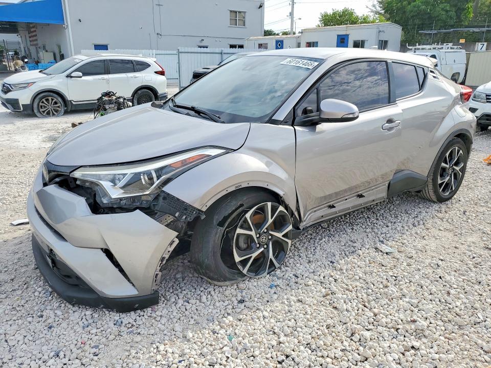 2019 Toyota C-Hr — фото 1