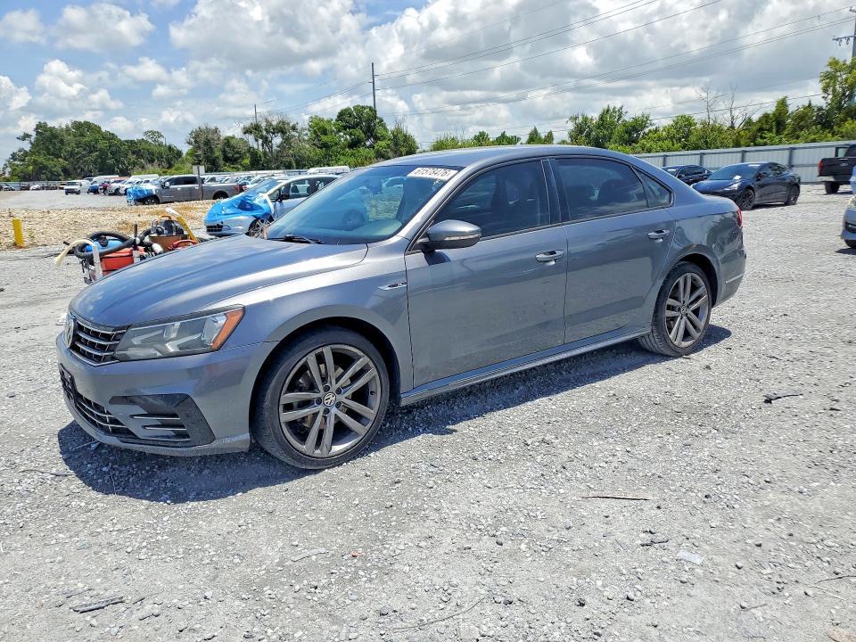 2018 Volkswagen Passat — фото 1