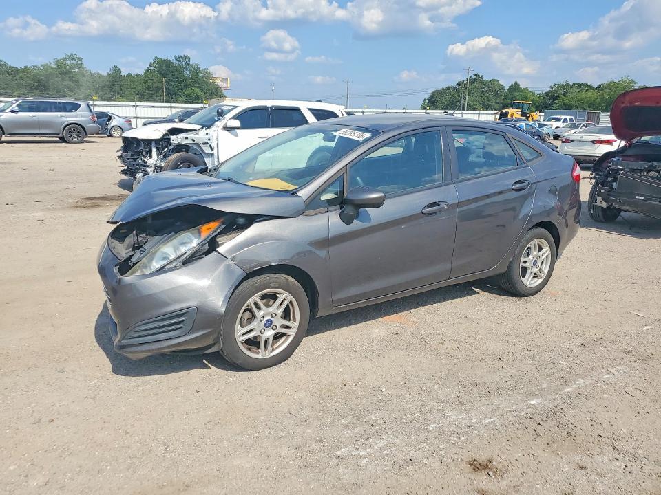 2017 Ford Fiesta — фото 1