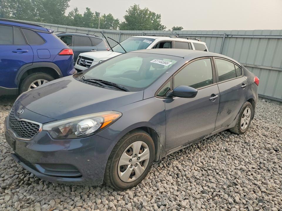 2016 Kia Forte — фото 1