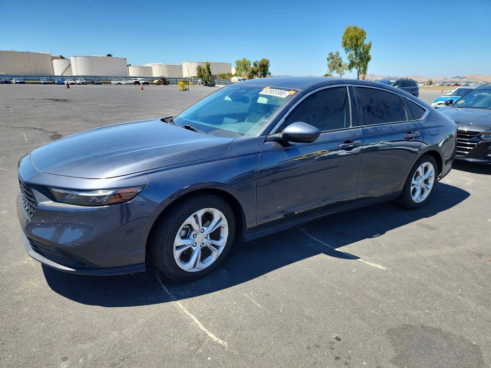 2023 Honda Accord — фото 1