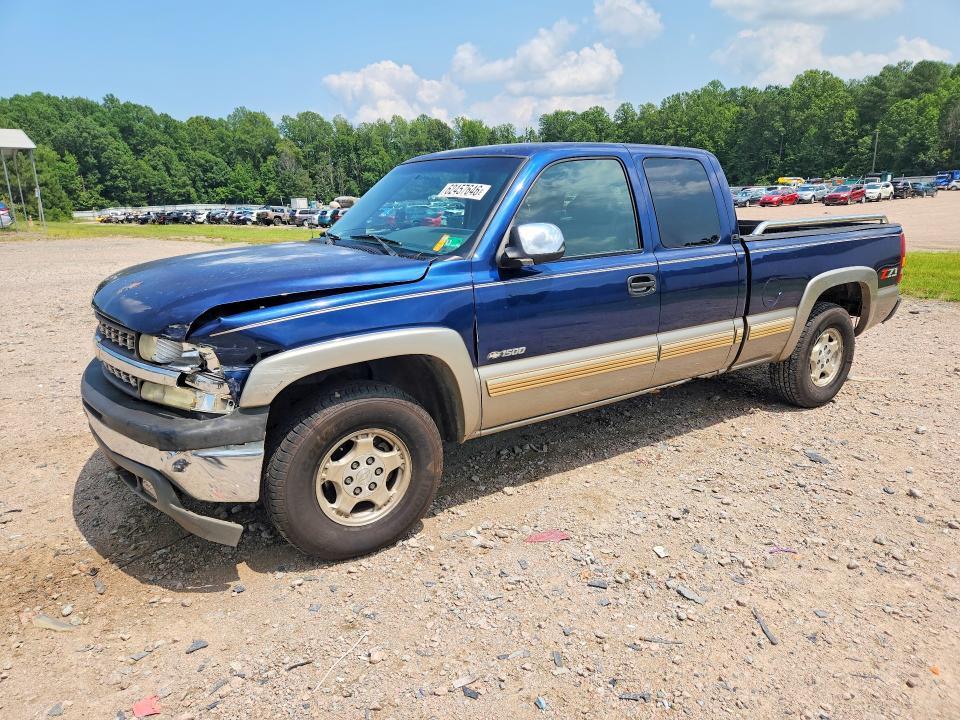 2002 Chevrolet Silverado — фото 1