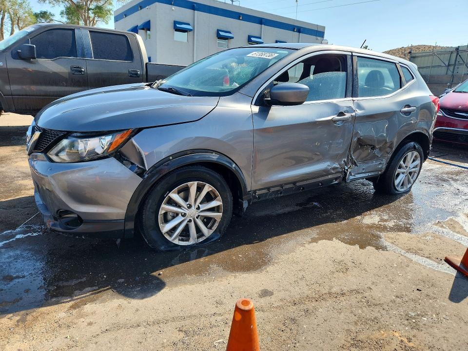 2017 Nissan Rogue Sport — фото 1