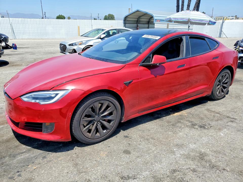 2016 Tesla Model S — фото 1