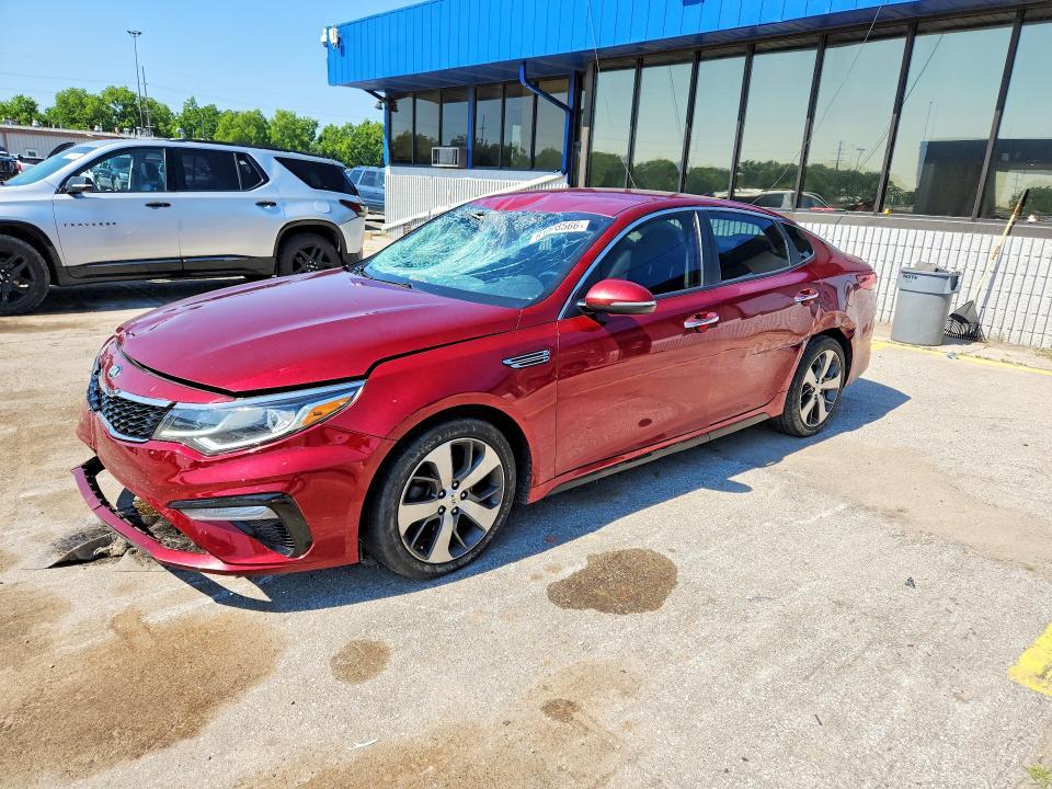 2020 Kia Optima — фото 1