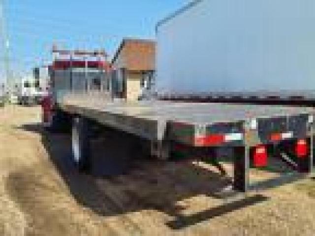 Freightliner M2