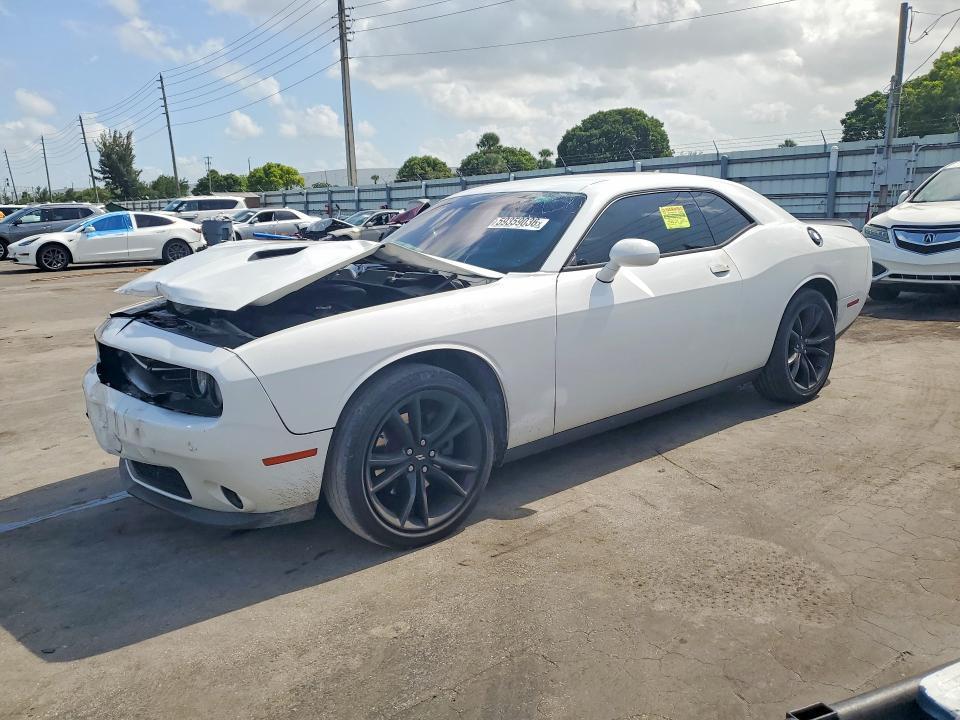 2018 Dodge Challenger — фото 1