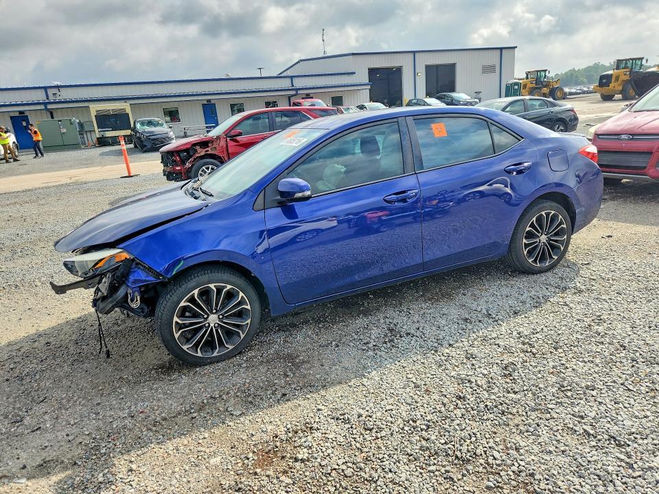 2015 Toyota Corolla — фото 1