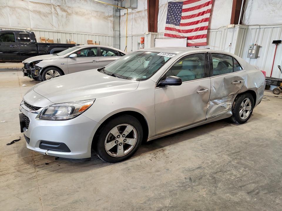 2015 Chevrolet Malibu — фото 1