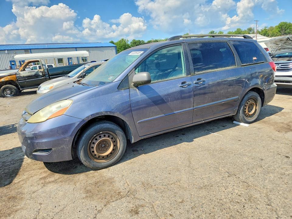 2006 Toyota Sienna — фото 1