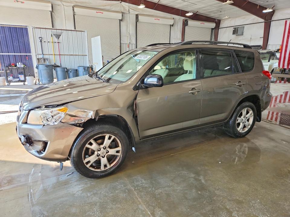 2012 Toyota Rav4 — фото 1