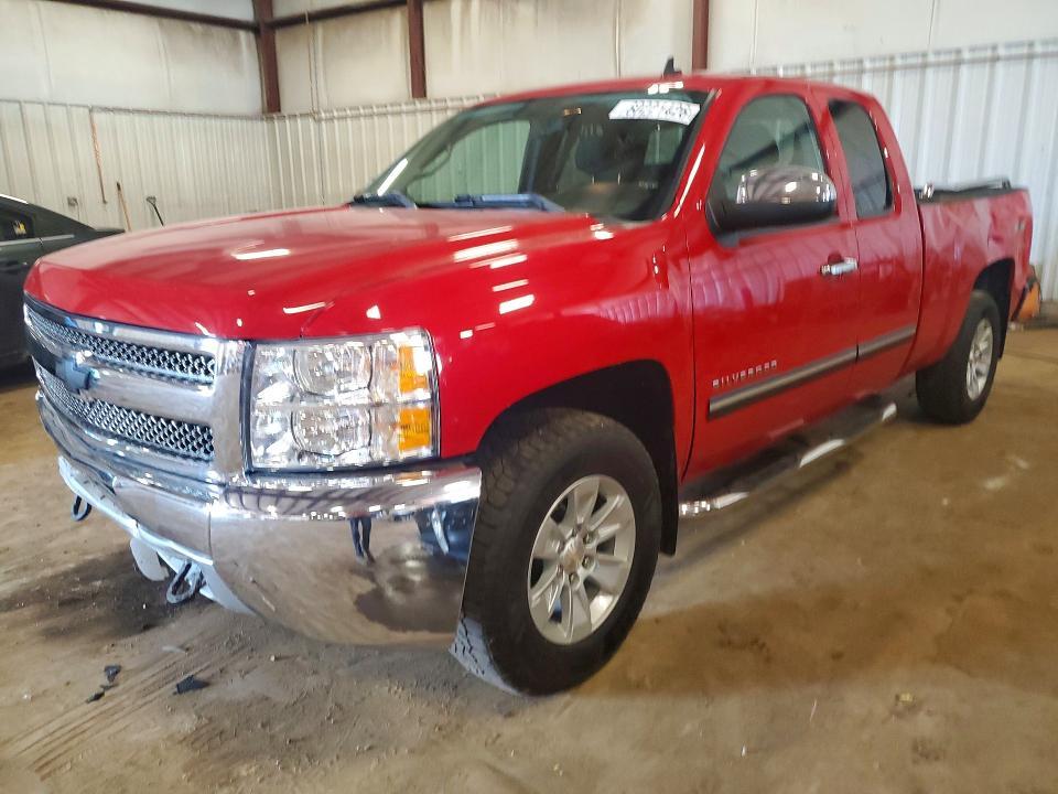 2013 Chevrolet Silverado — фото 1