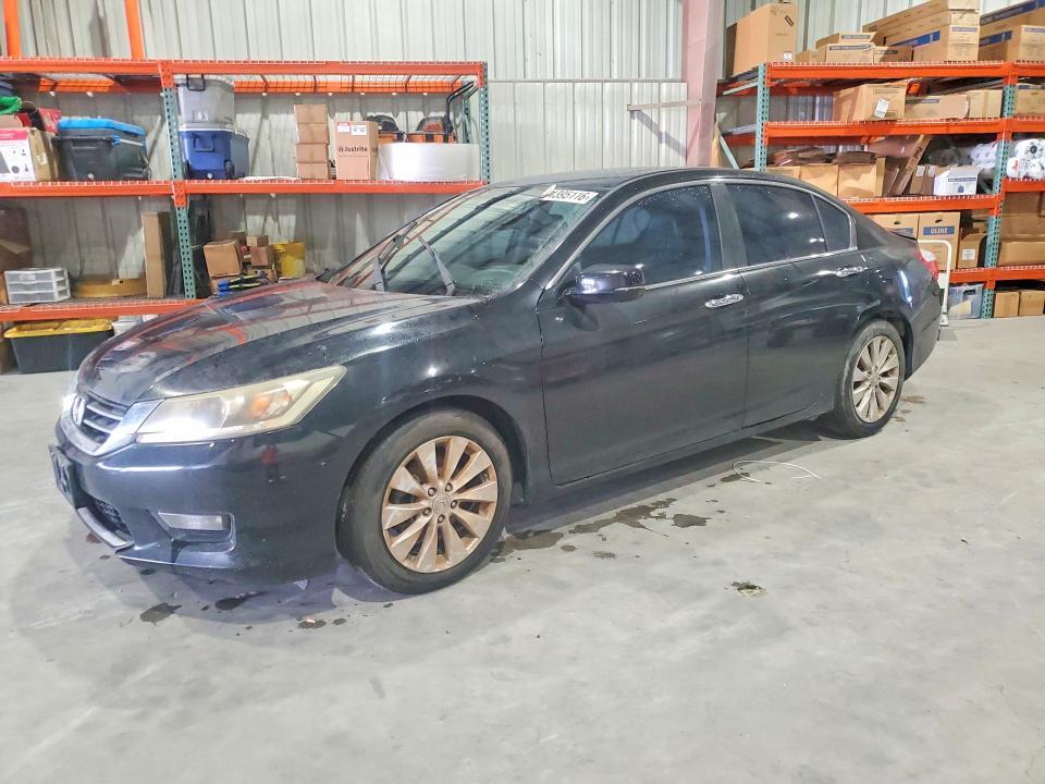 2015 Honda Accord — фото 1
