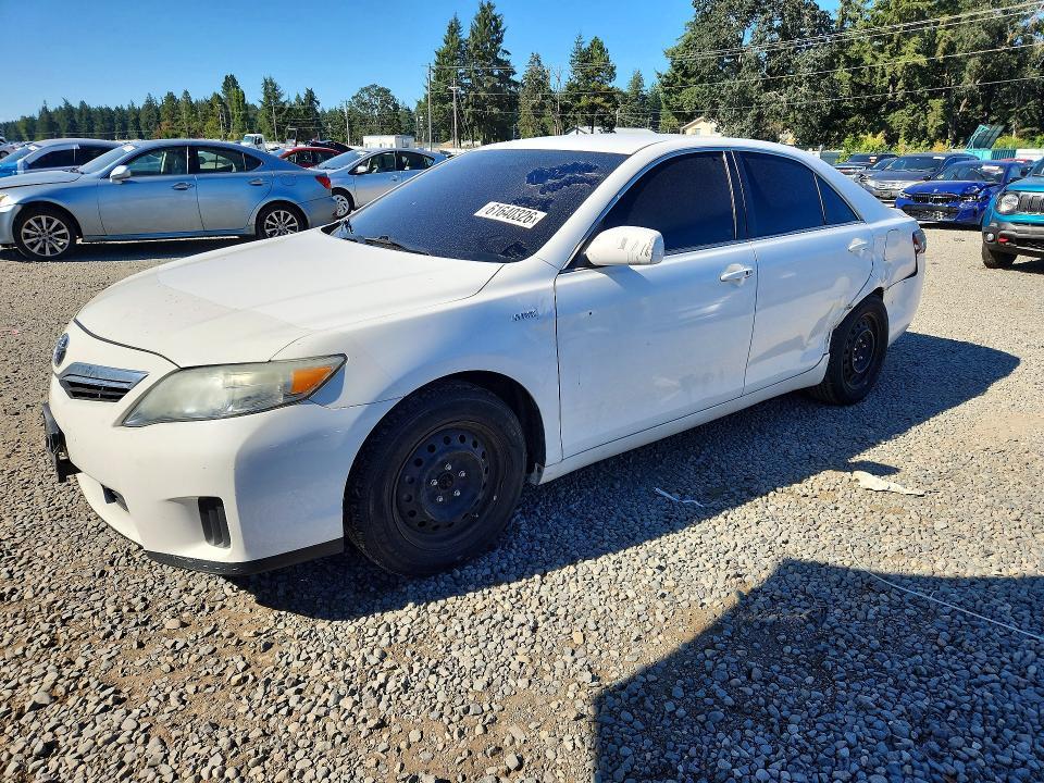 2010 Toyota Camry — фото 1