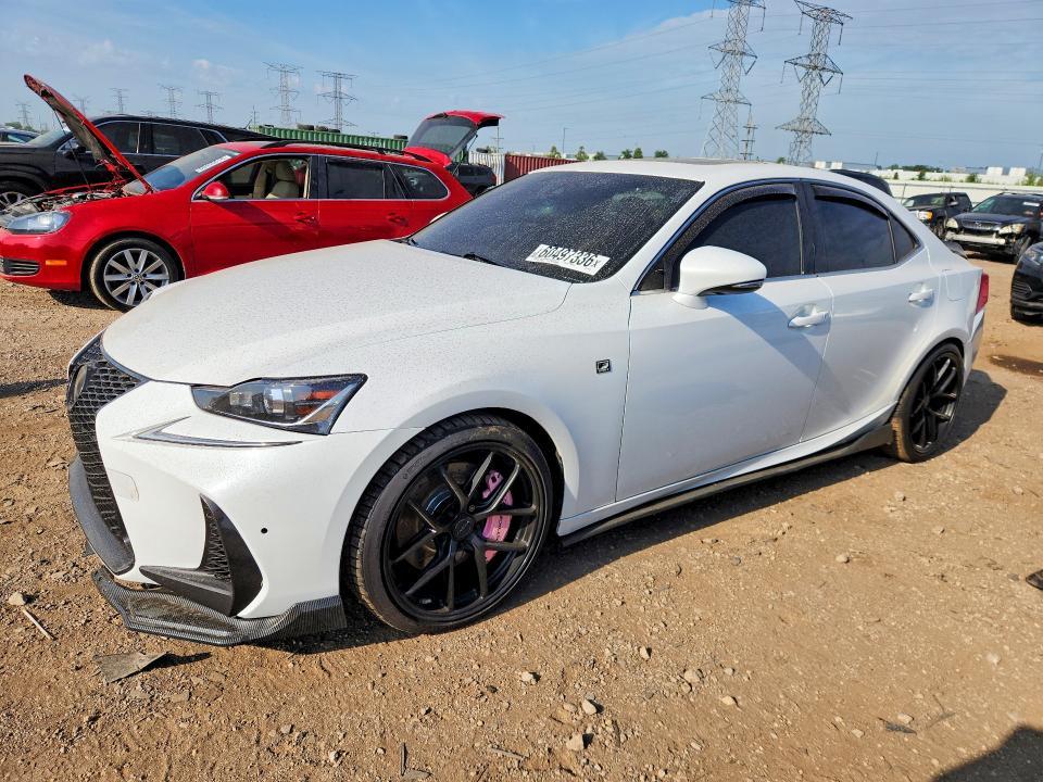 2019 Lexus Is — фото 1
