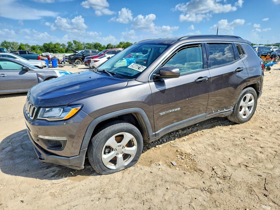 2018 Jeep Compass — фото 1