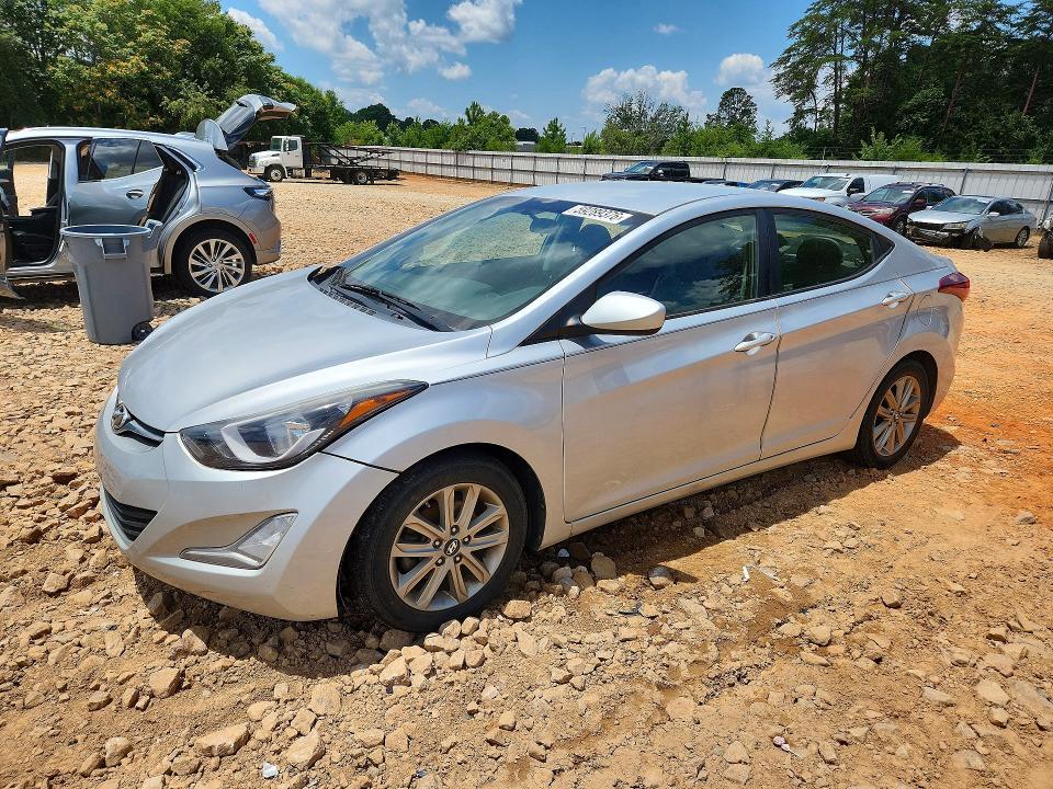 Hyundai Elantra Se