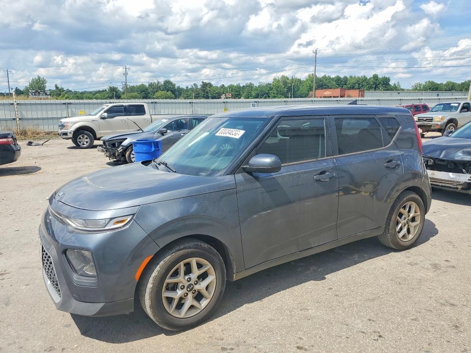 2021 Kia Soul — фото 1