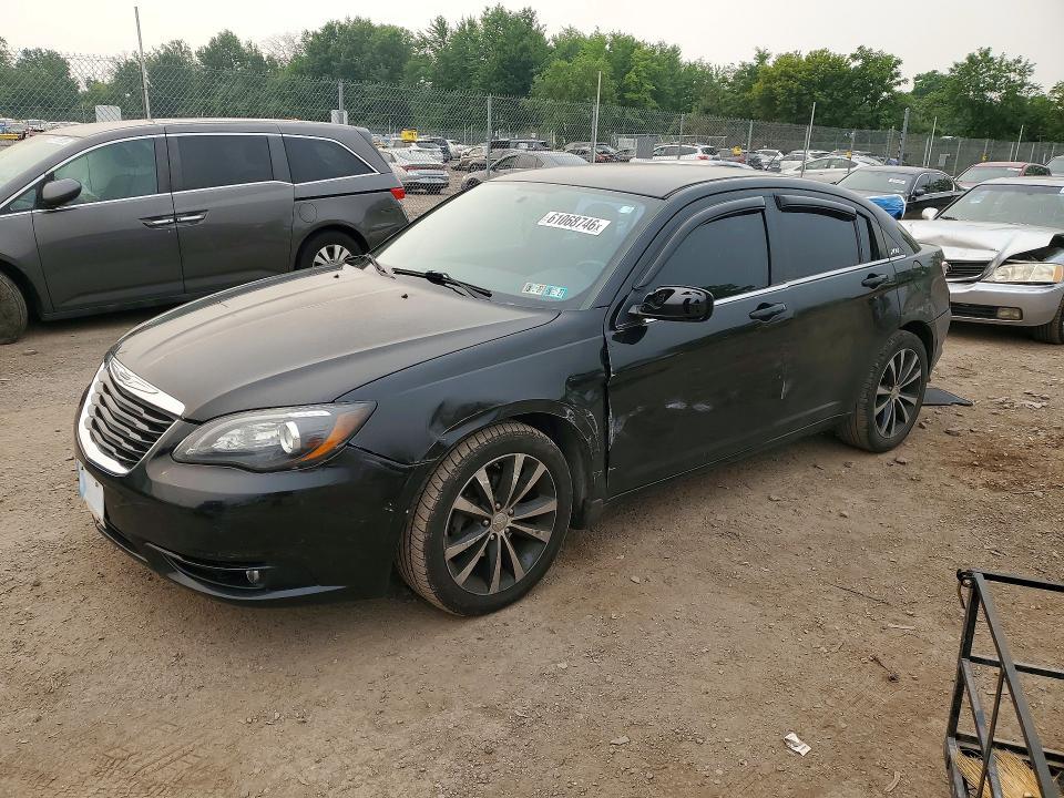 Chrysler 200