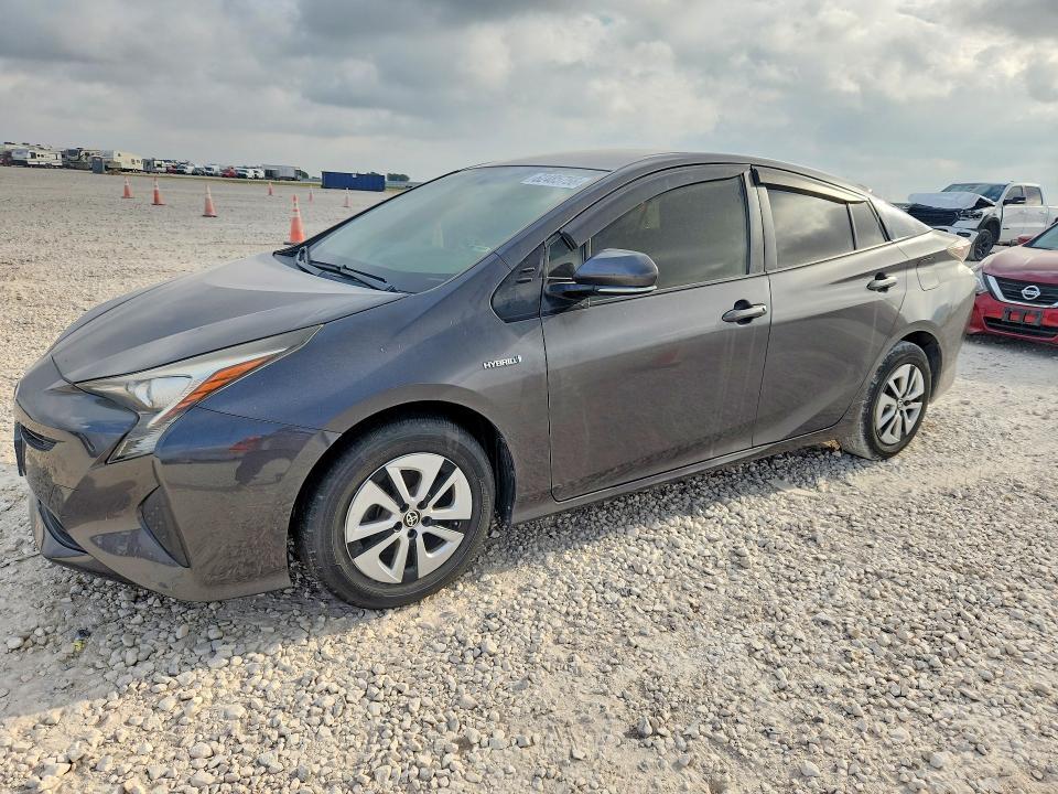 2016 Toyota Prius — фото 1