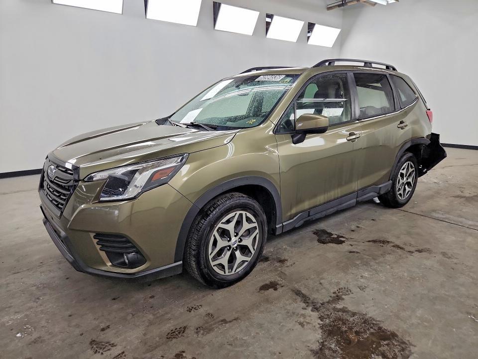 2024 Subaru Forester — фото 1