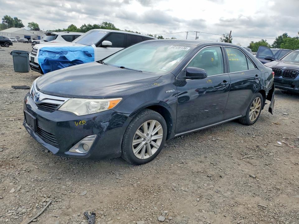 Toyota Camry Hybrid