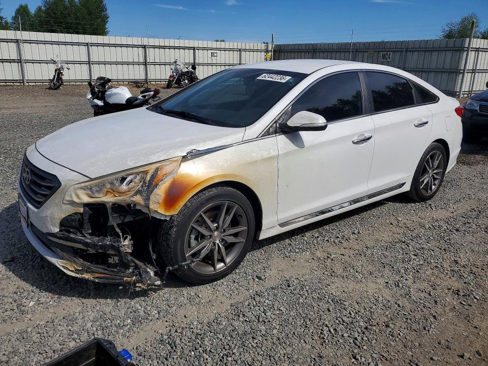 2015 Hyundai Sonata — фото 1