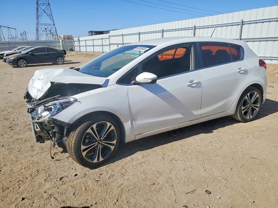 2016 Kia Forte — фото 1