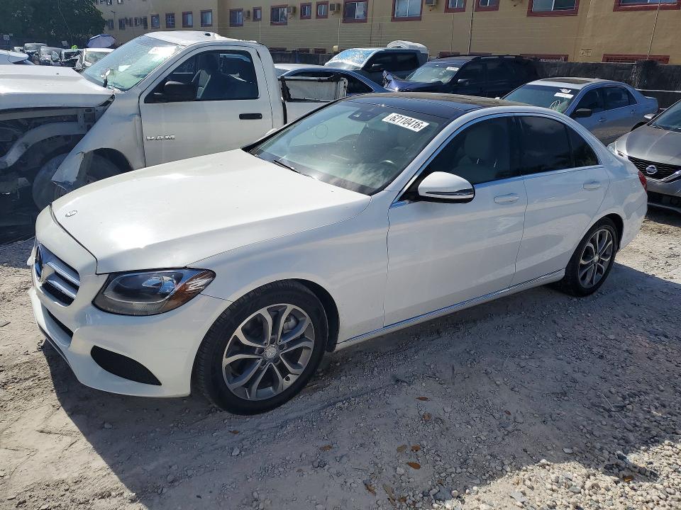 2017 Mercedes-Benz C — фото 1