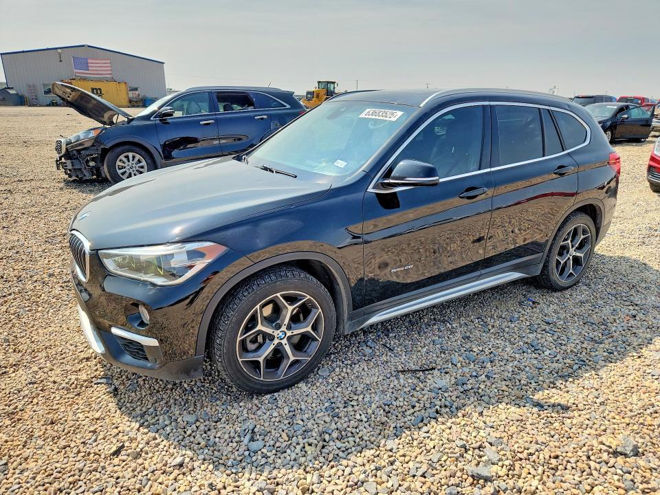 2017 BMW X1 — фото 1