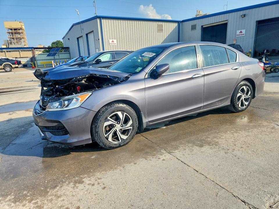 2017 Honda Accord — фото 1