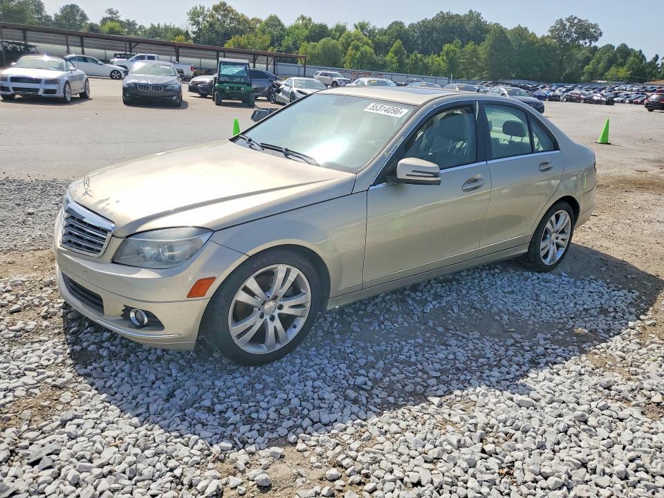 2011 Mercedes-Benz C — фото 1