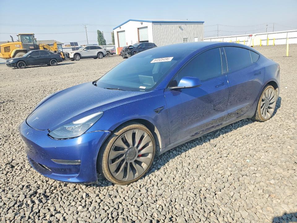 2023 Tesla Model 3 — фото 1