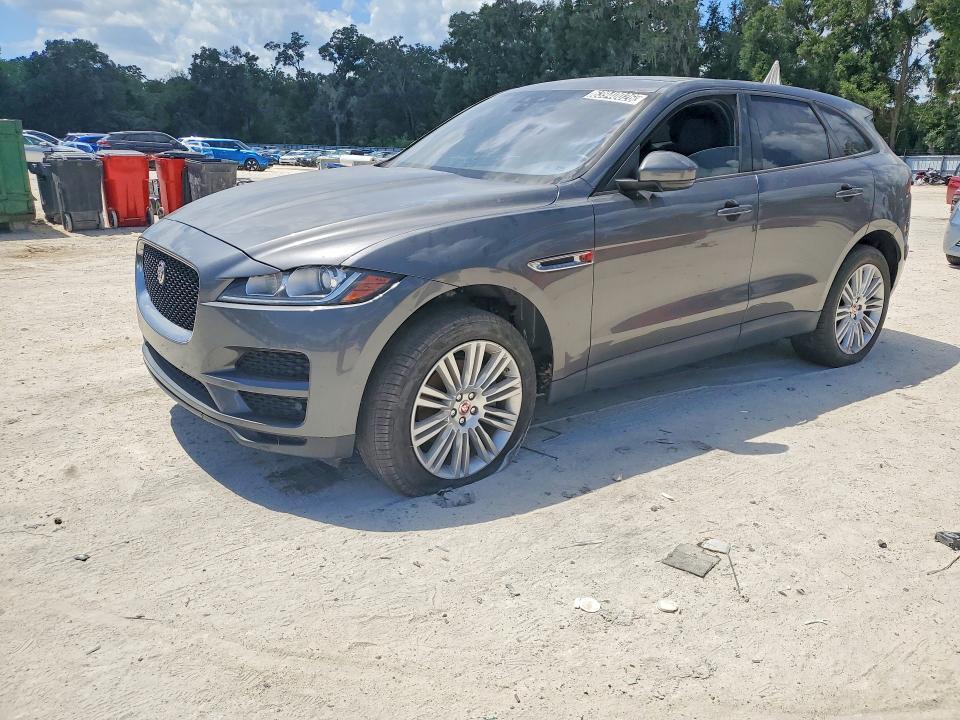 2017 Jaguar F-Pace — фото 1