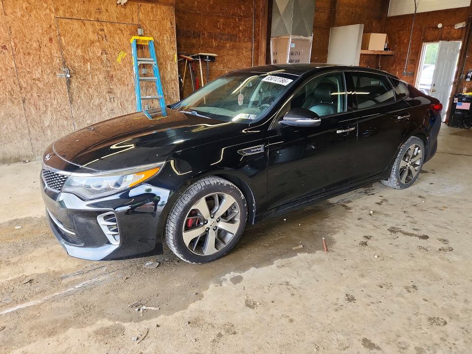 2017 Kia Optima — фото 1