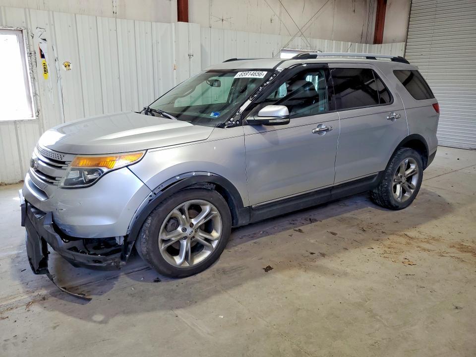 2013 Ford Explorer — фото 1