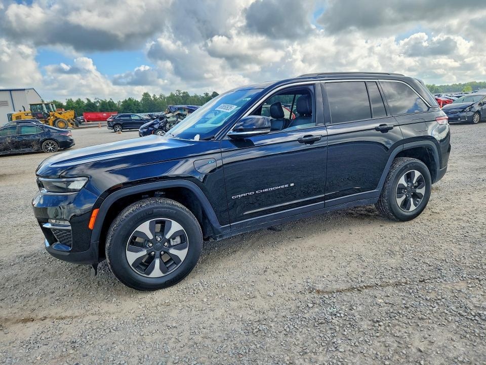 2024 Jeep Grand Cherokee — фото 1