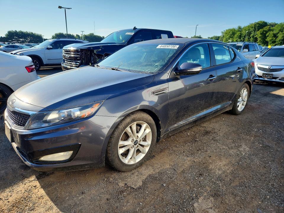 2011 Kia Optima — фото 1