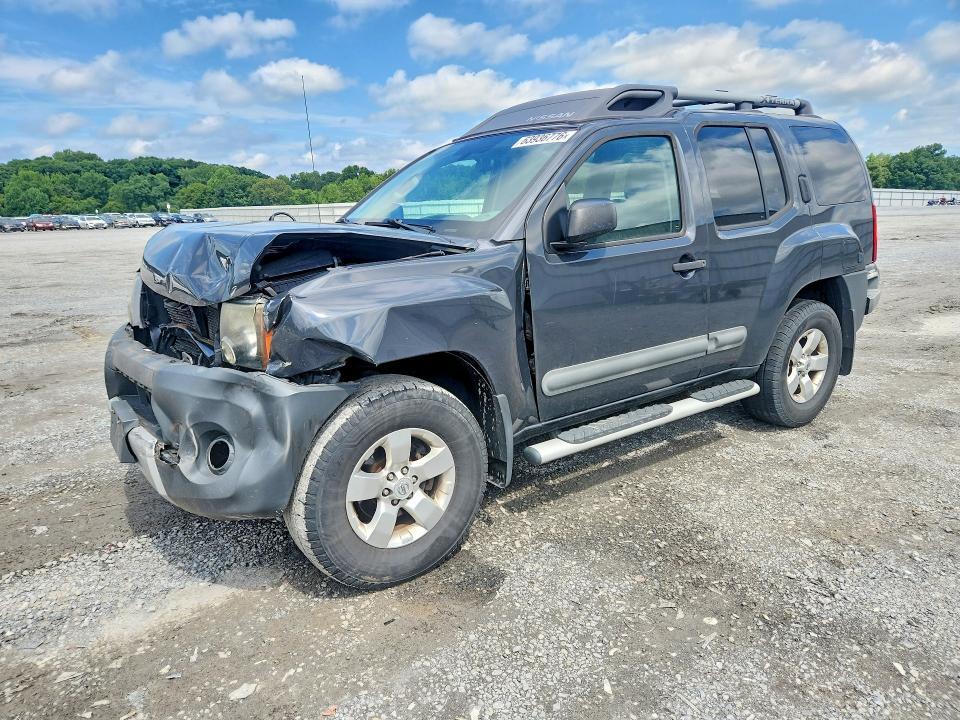 2013 Nissan Xterra — фото 1