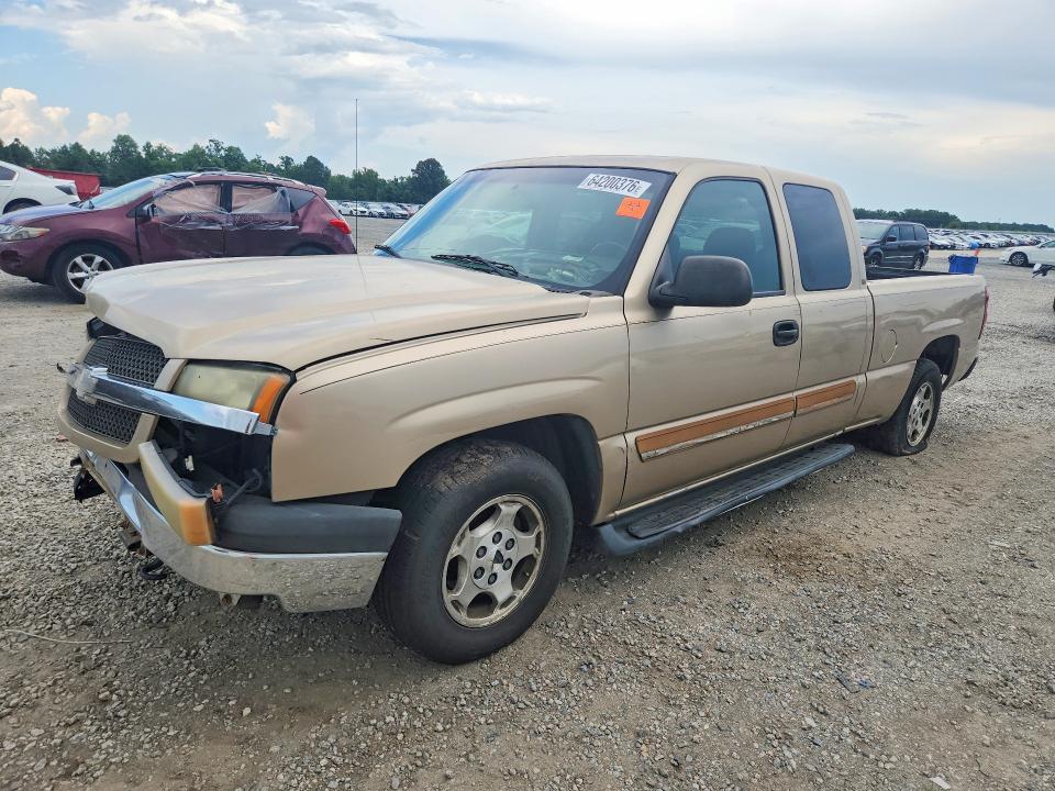 2004 Chevrolet Silverado — фото 1
