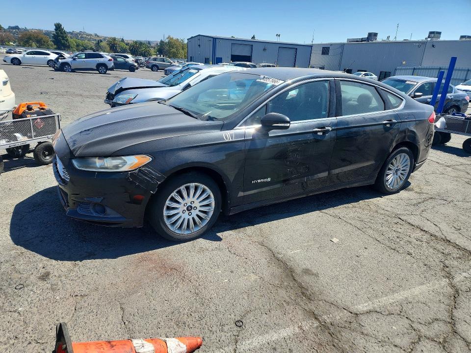 2013 Ford Fusion — фото 1