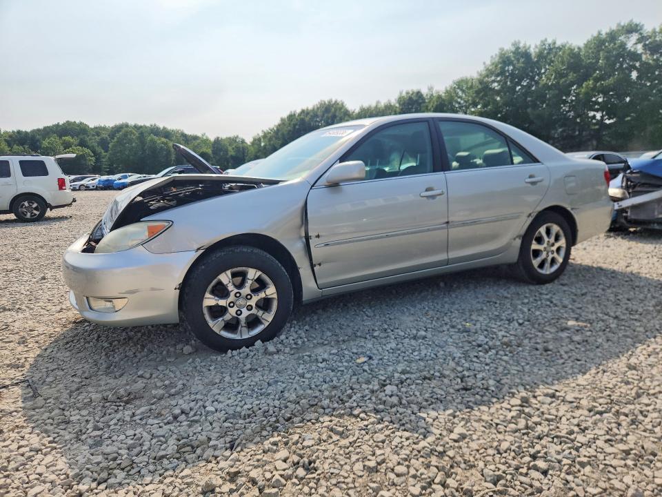 2005 Toyota Camry — фото 1